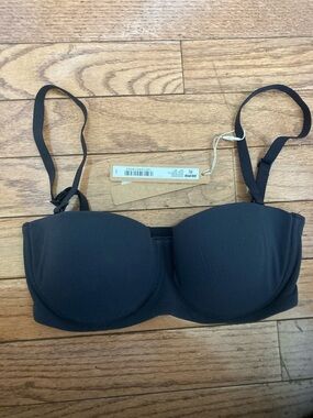 SKIMS Fit Everybody Black Convertible Strapless Bra